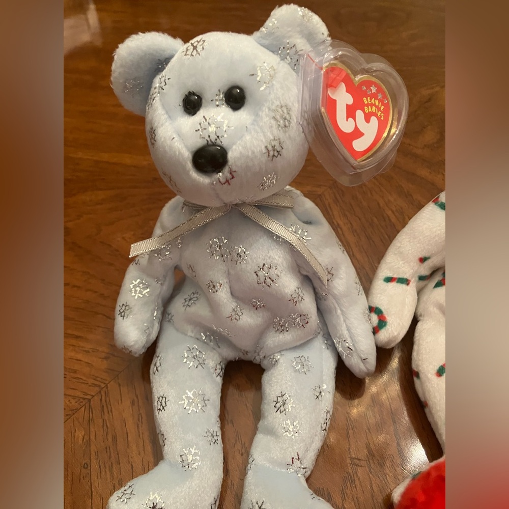 Lot of 7 Ty Christmas Beanie Babies bears. Pet free and smoke free home. - Picture 3 of 9